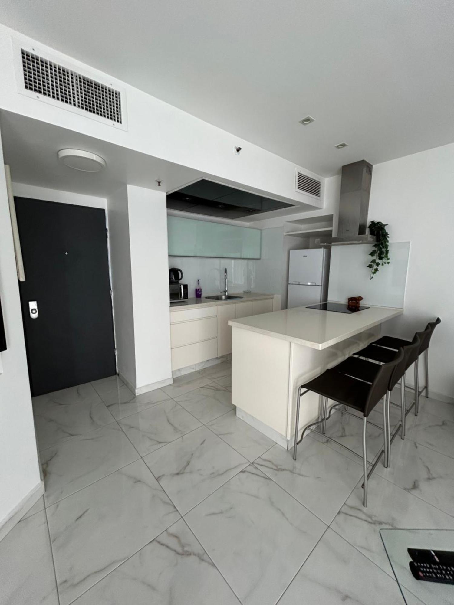 סוויטת אהבה מתוקה על הים-Sweet Love Suite On The Sea Bat Yam Exterior foto